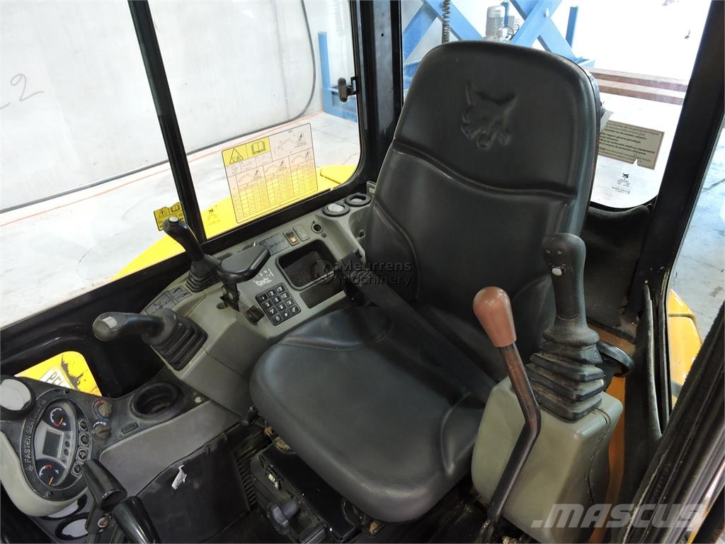 Bobcat E50 معدات البناء - غير ذلك