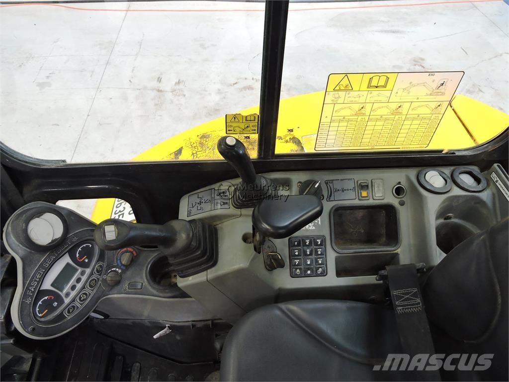 Bobcat E50 معدات البناء - غير ذلك