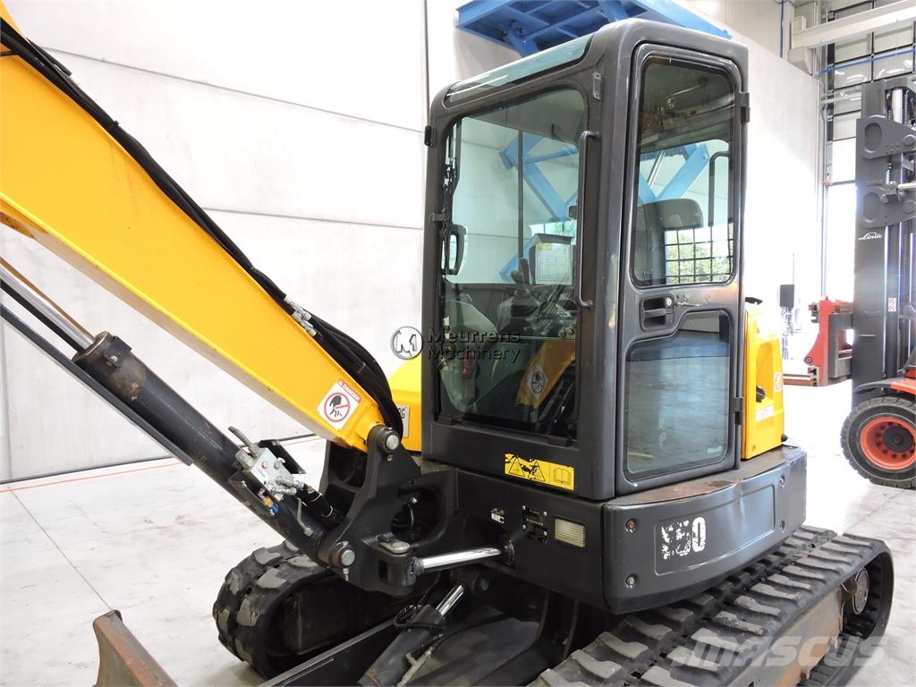Bobcat E50 معدات البناء - غير ذلك