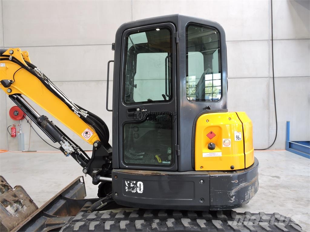 Bobcat E50 معدات البناء - غير ذلك