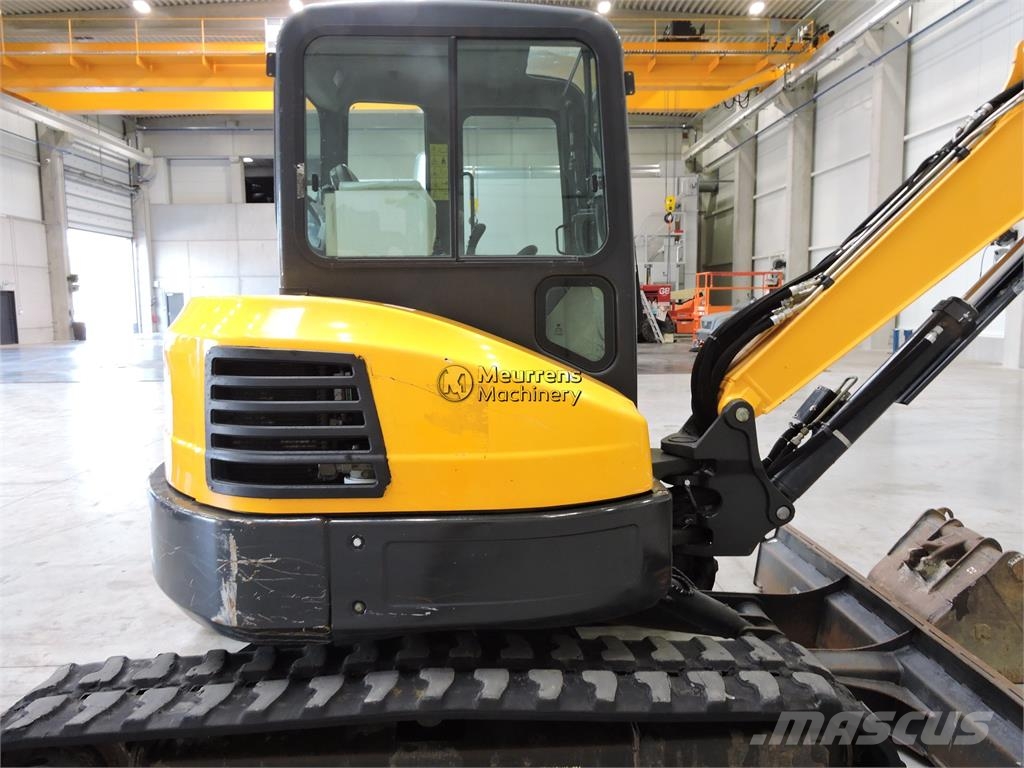Bobcat E50 معدات البناء - غير ذلك