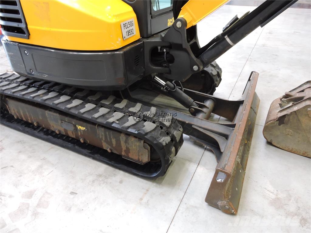 Bobcat E50 معدات البناء - غير ذلك