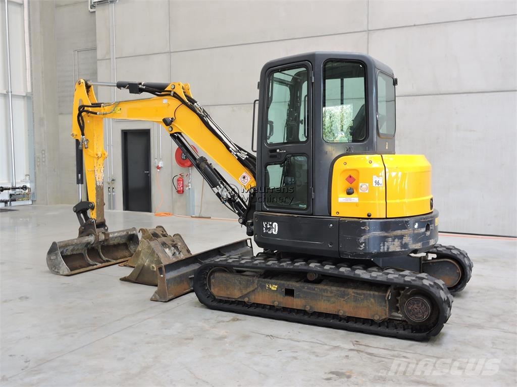 Bobcat E50 معدات البناء - غير ذلك