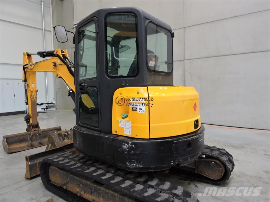 Bobcat E50 معدات البناء - غير ذلك