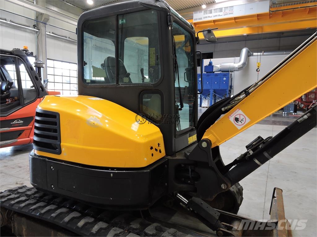 Bobcat E50 معدات البناء - غير ذلك