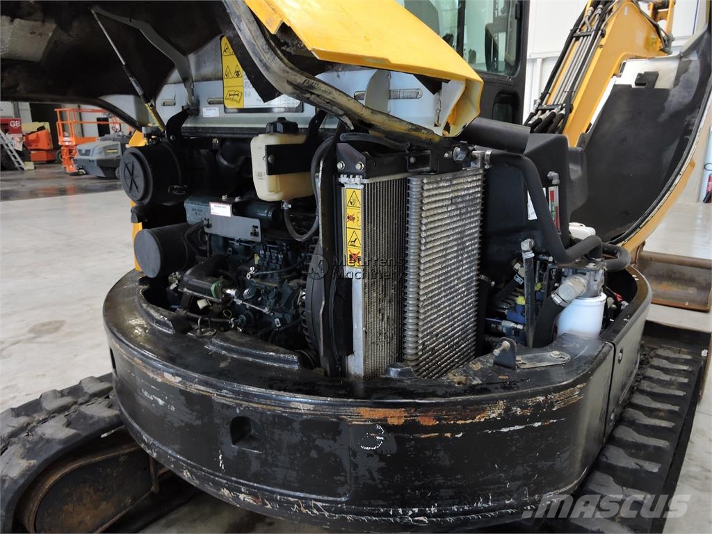 Bobcat E50 معدات البناء - غير ذلك