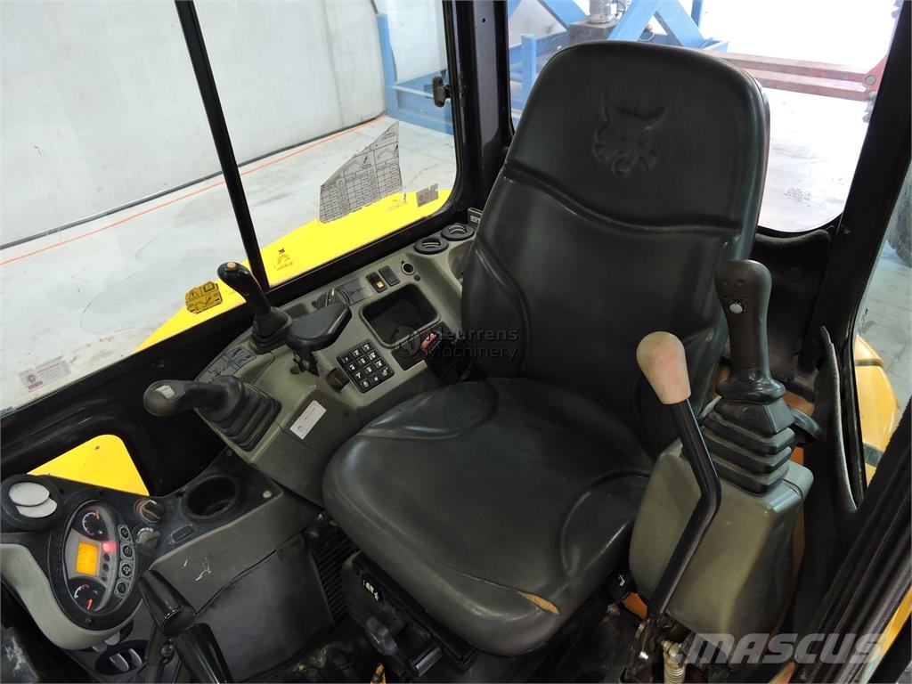 Bobcat E50 معدات البناء - غير ذلك