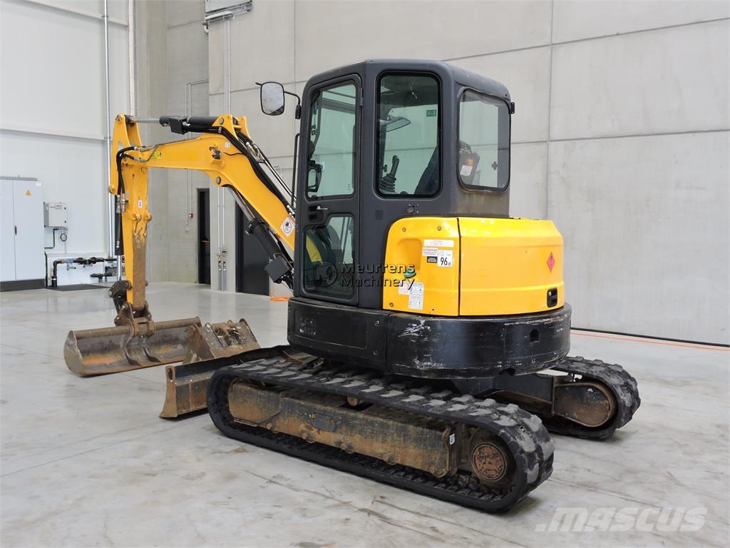 Bobcat E50 معدات البناء - غير ذلك