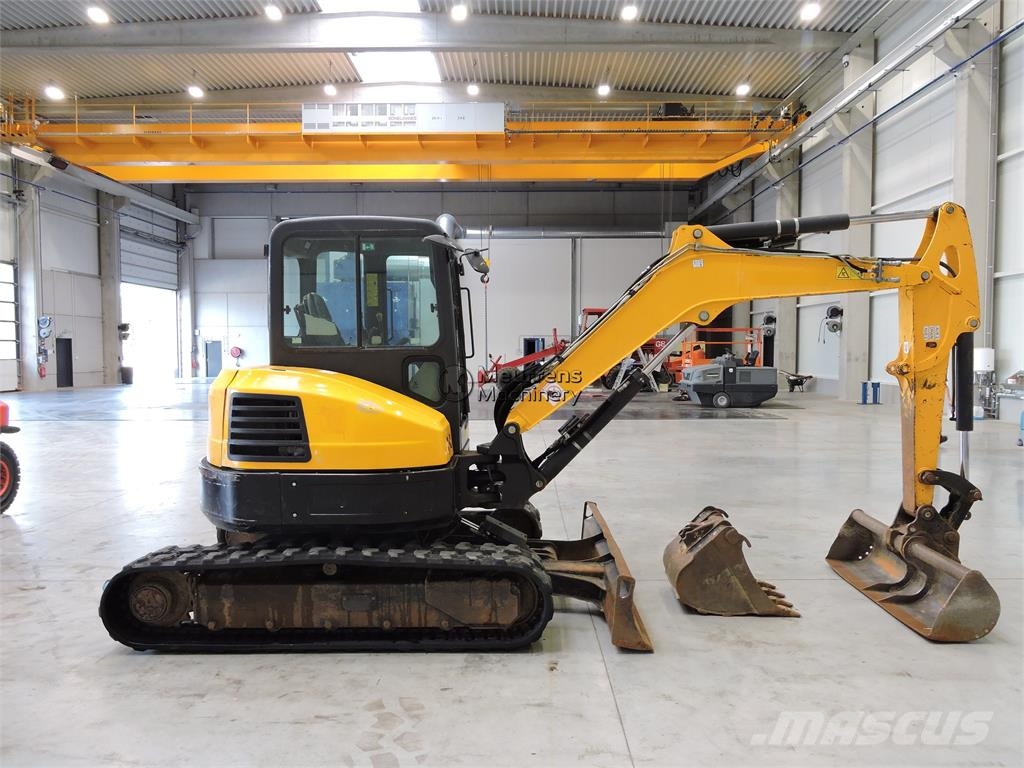Bobcat E50 معدات البناء - غير ذلك