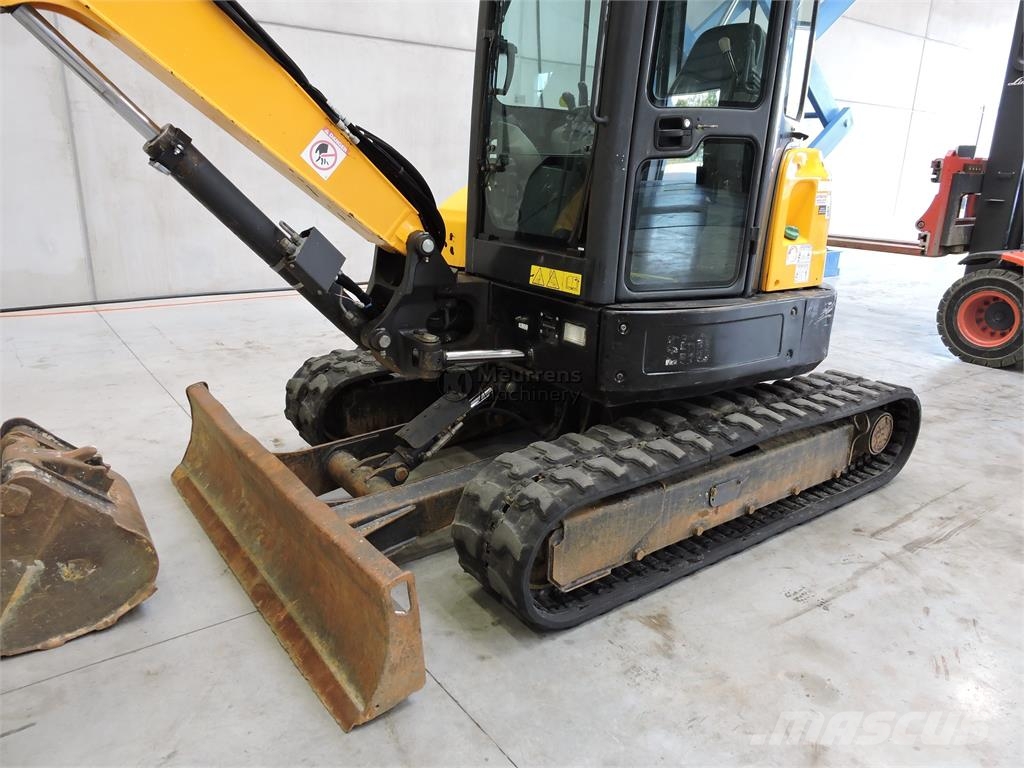 Bobcat E50 معدات البناء - غير ذلك