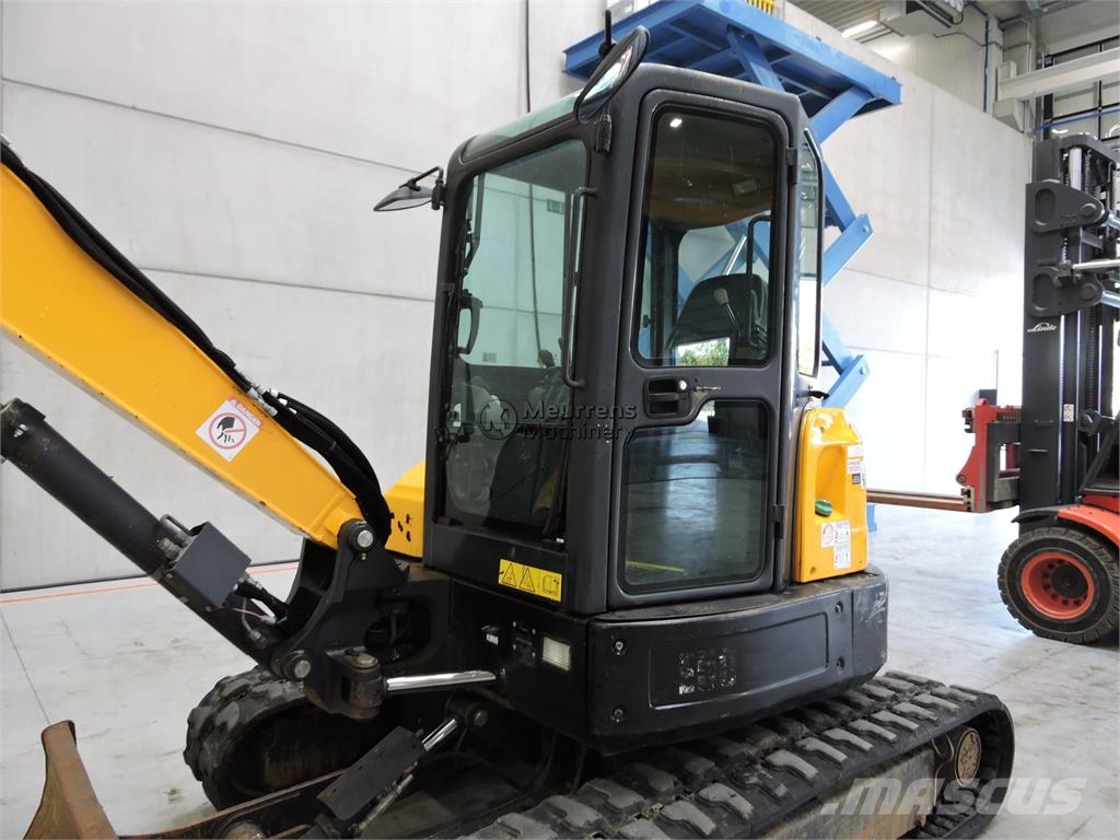 Bobcat E50 معدات البناء - غير ذلك