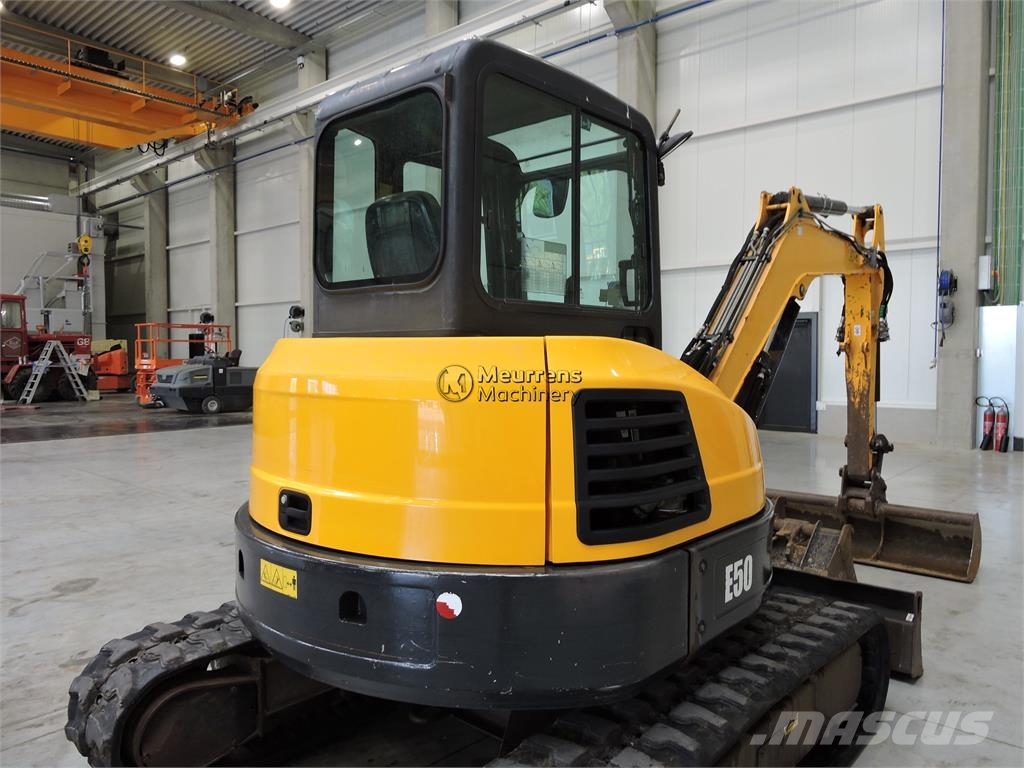 Bobcat E50 معدات البناء - غير ذلك