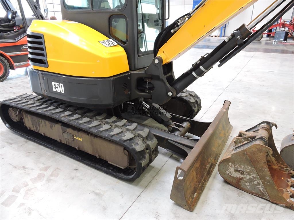 Bobcat E50 معدات البناء - غير ذلك