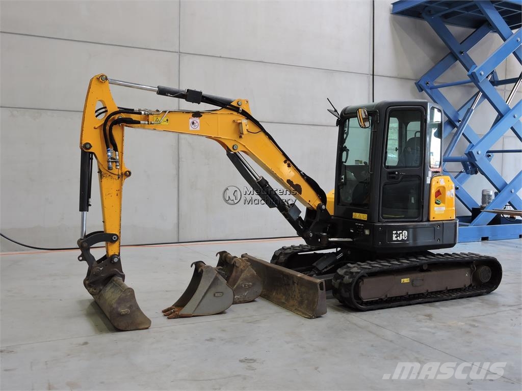 Bobcat E50 معدات البناء - غير ذلك