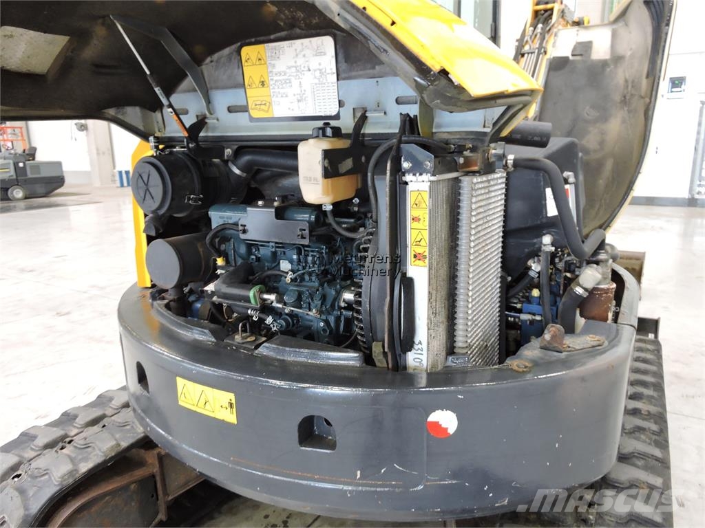 Bobcat E50 معدات البناء - غير ذلك