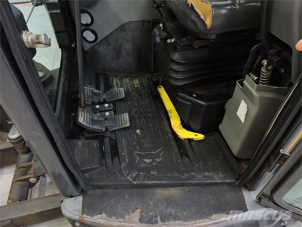 Bobcat E50 معدات البناء - غير ذلك