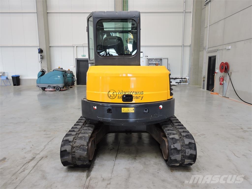 Bobcat E50 معدات البناء - غير ذلك