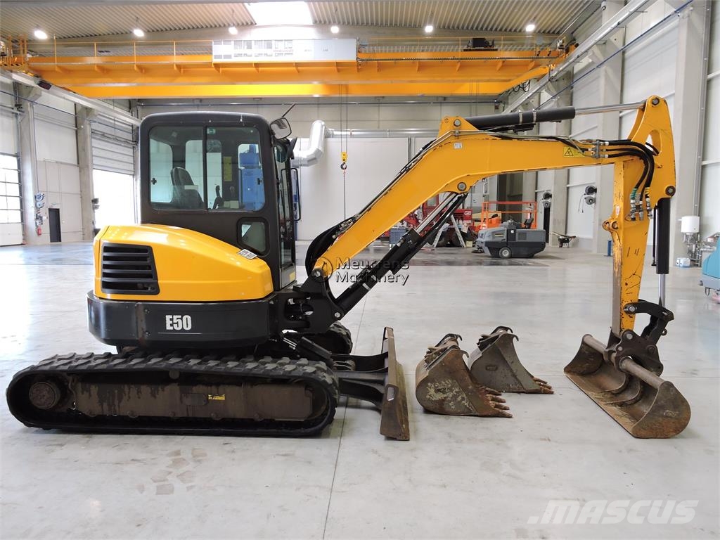 Bobcat E50 معدات البناء - غير ذلك