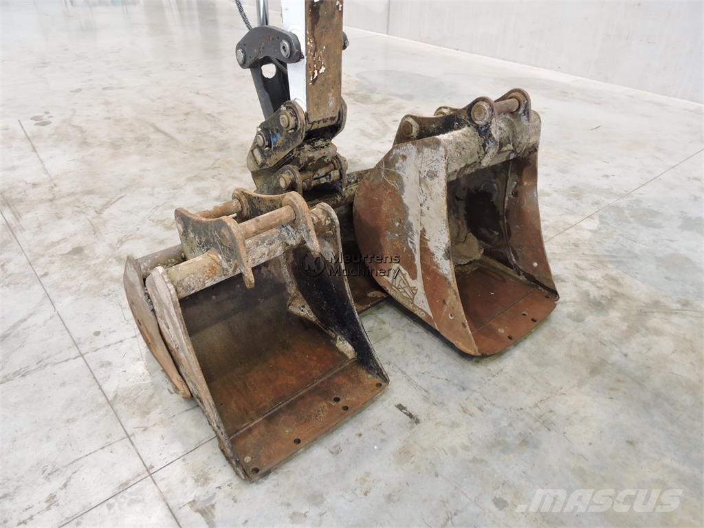 Bobcat E50 3 Buckets Muut koneet