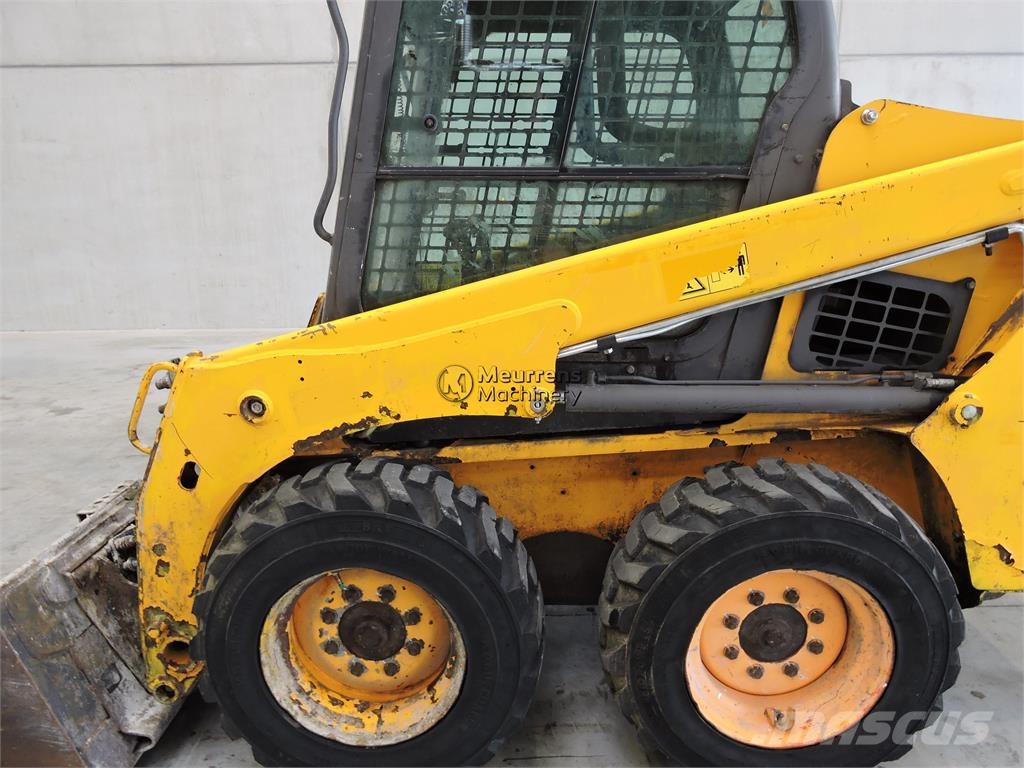 Bobcat S450 Kolesni nakladalci