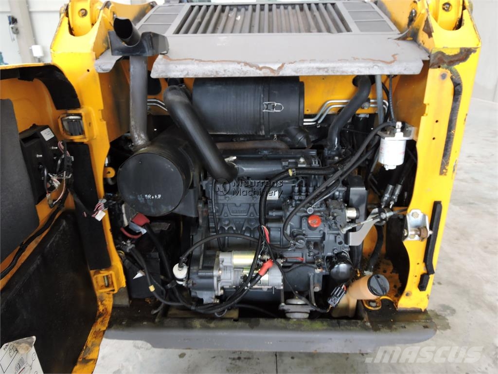 Bobcat S450 Kolesni nakladalci