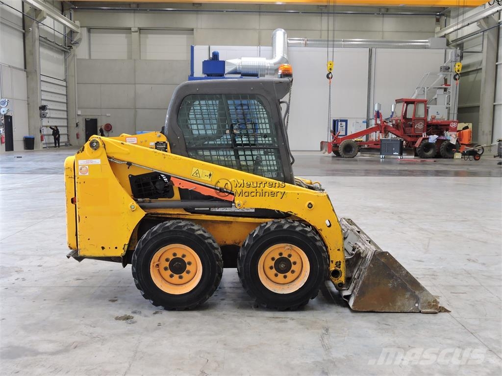 Bobcat S450 Kolesni nakladalci