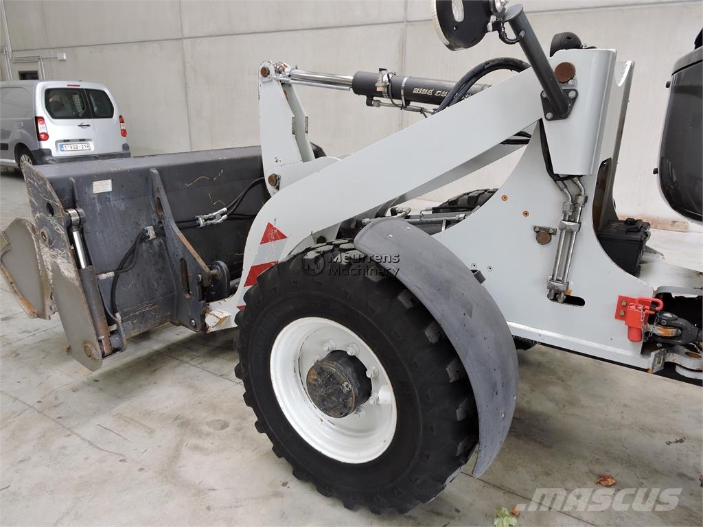 CASE 221F + Fork Wheel loaders