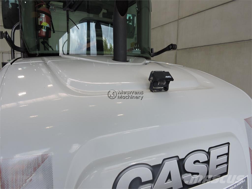 CASE 221F + Fork Wheel loaders