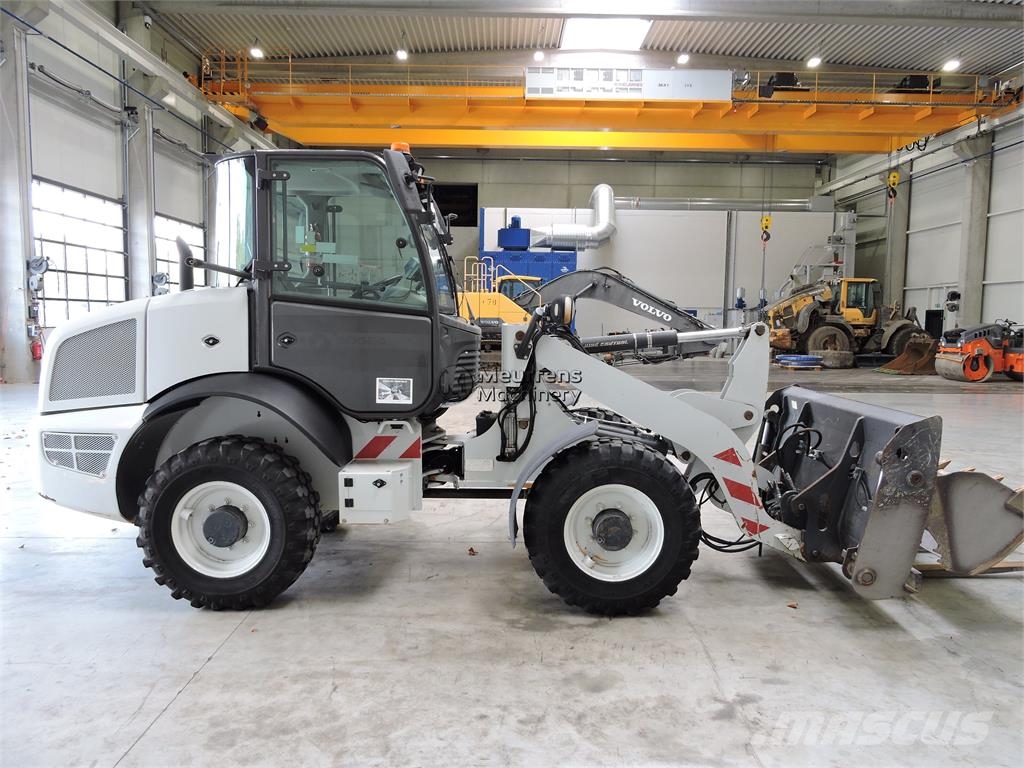 CASE 221F + Fork Wheel loaders