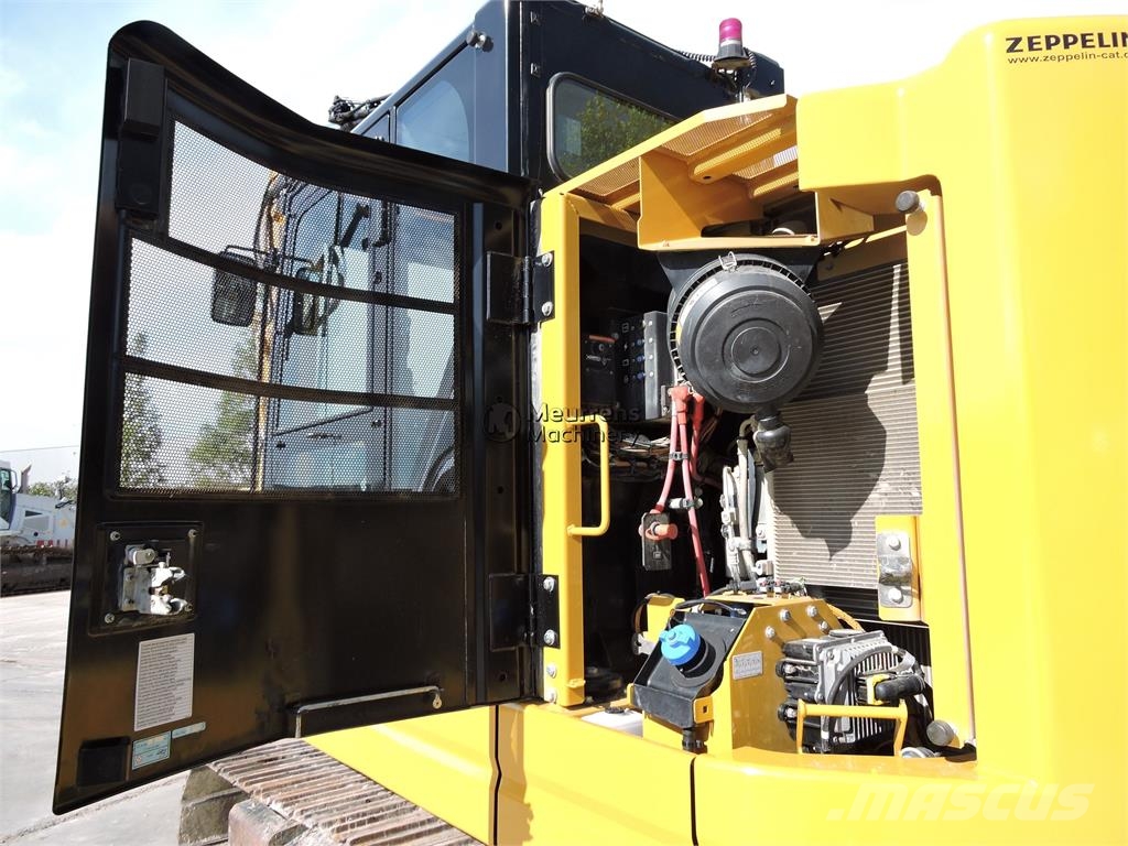CAT 325 F LCR Pelle sur chenilles