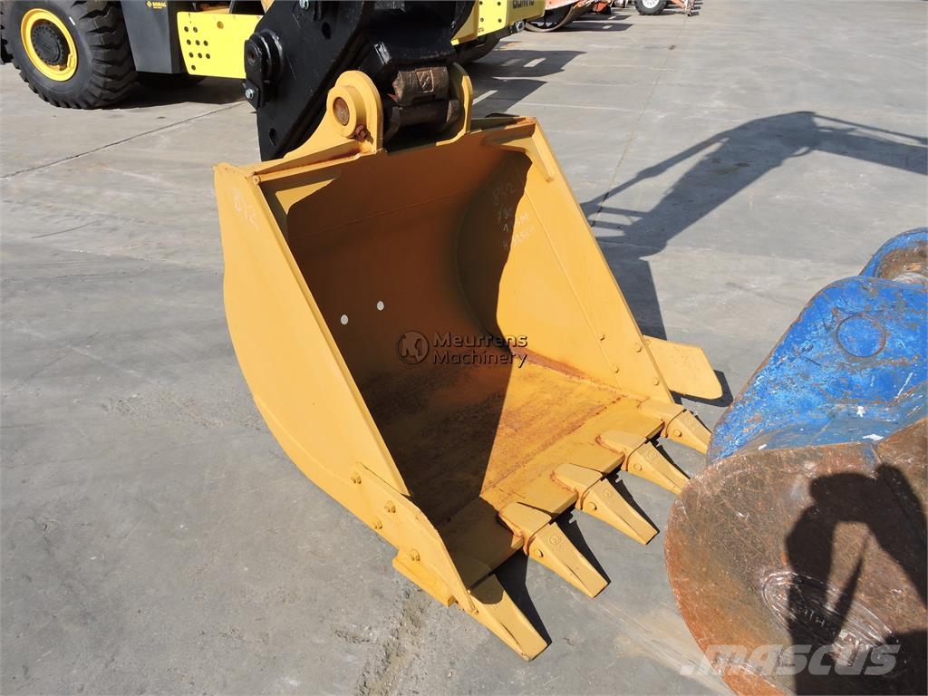 CAT 325 F LCR Pelle sur chenilles