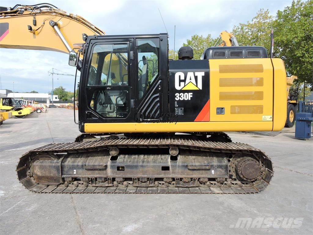CAT 330 F 대형 굴삭기 29톤 이상