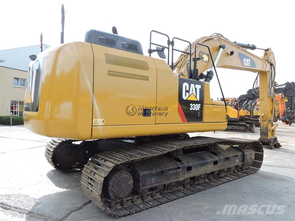 CAT 330 F 대형 굴삭기 29톤 이상