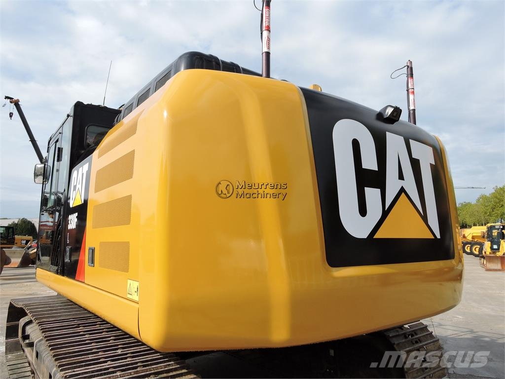 CAT 330 F 대형 굴삭기 29톤 이상