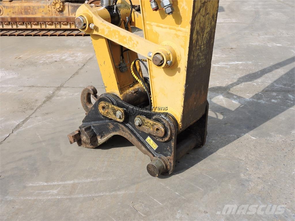 CAT 330 F 대형 굴삭기 29톤 이상