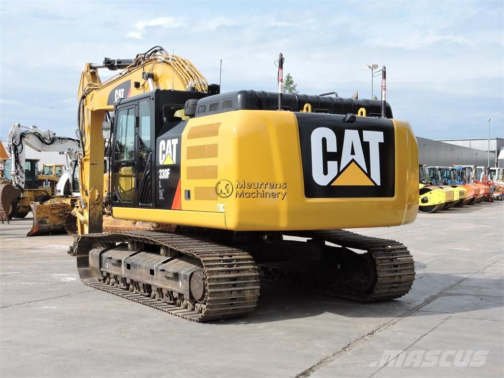 CAT 330 F 대형 굴삭기 29톤 이상