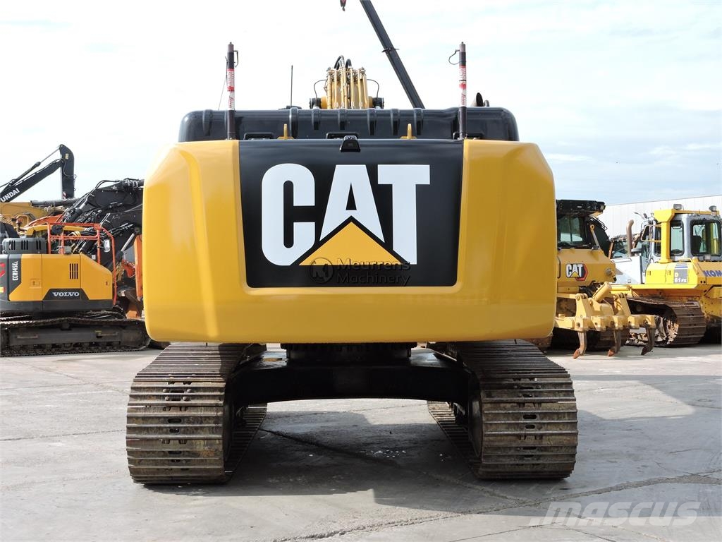 CAT 330 F 대형 굴삭기 29톤 이상