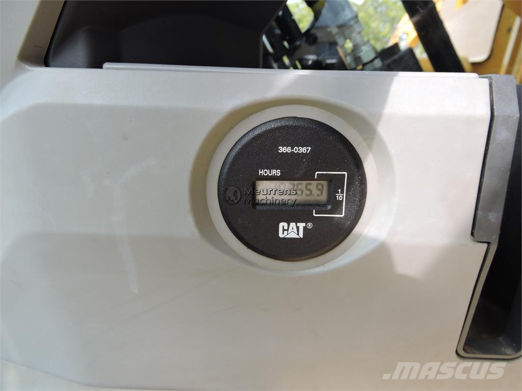 CAT 330 F 대형 굴삭기 29톤 이상
