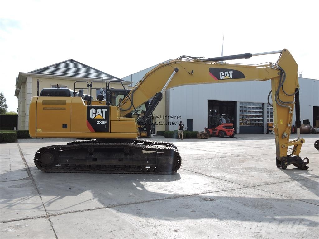 CAT 330 F 대형 굴삭기 29톤 이상