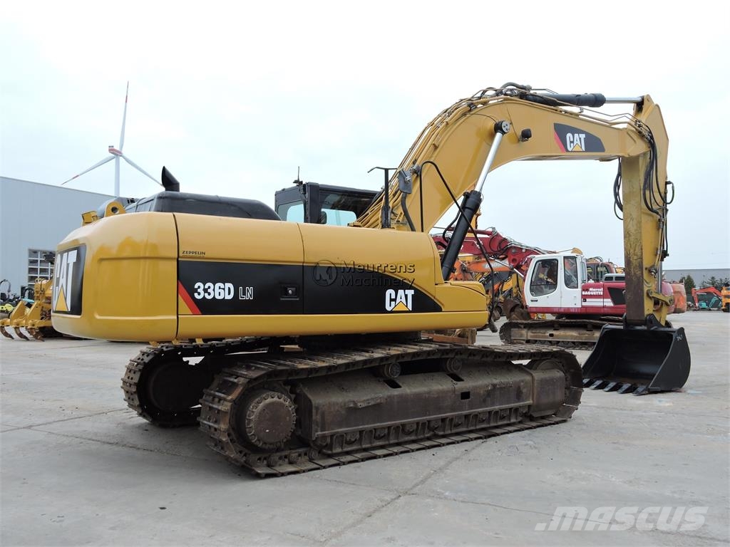 CAT 336D Excavatoare pe șenile