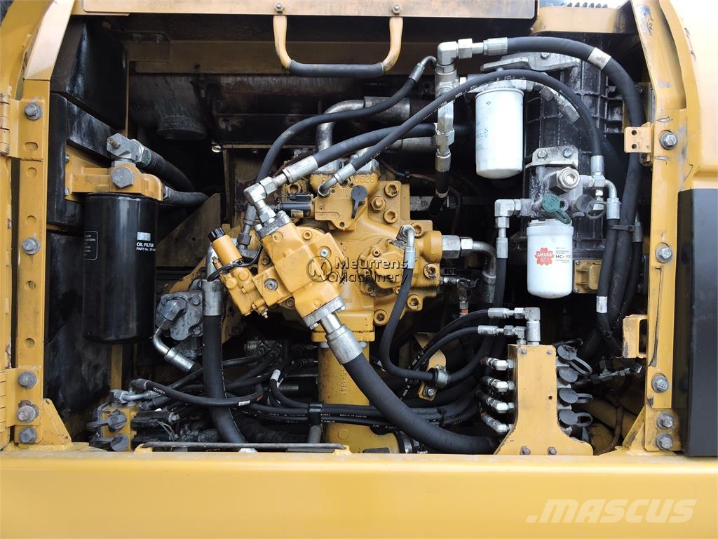 CAT 336D Excavatoare pe șenile