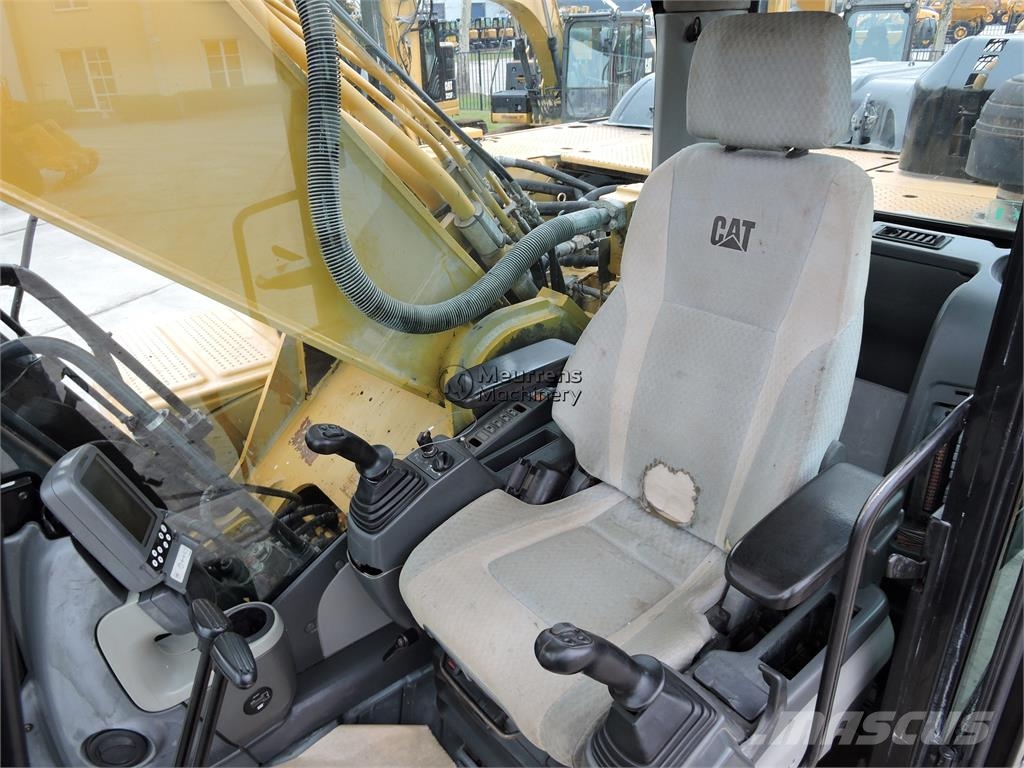 CAT 336D Excavatoare pe șenile