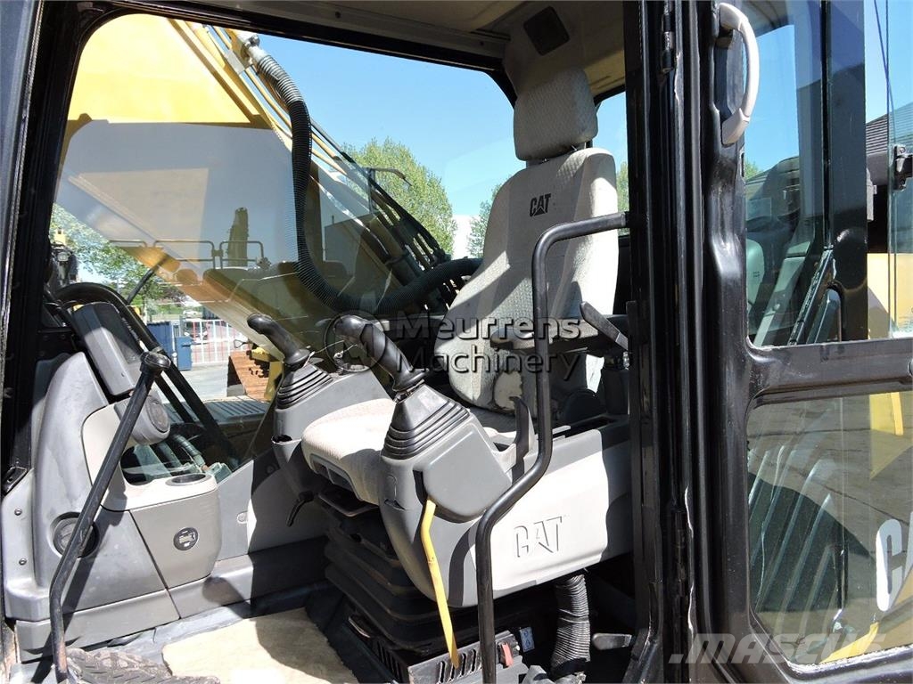 CAT 336D Excavatoare pe șenile