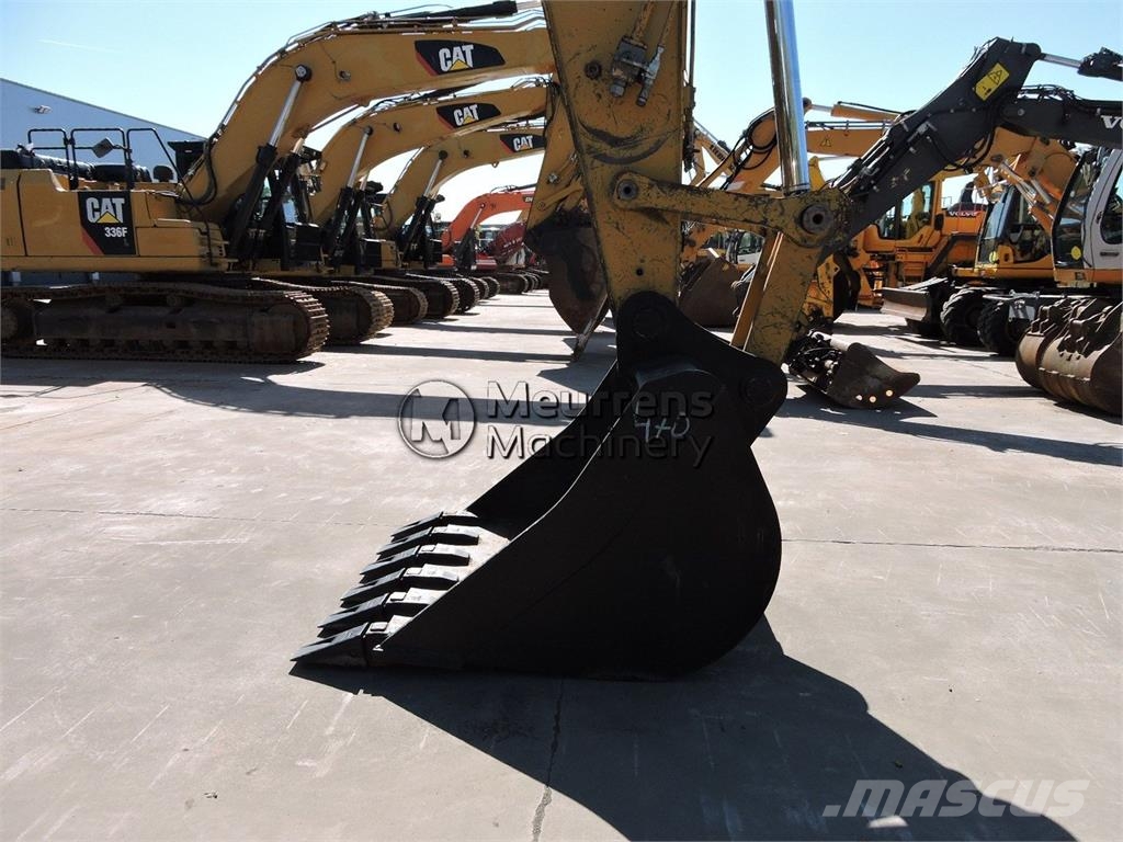 CAT 336D Excavatoare pe șenile