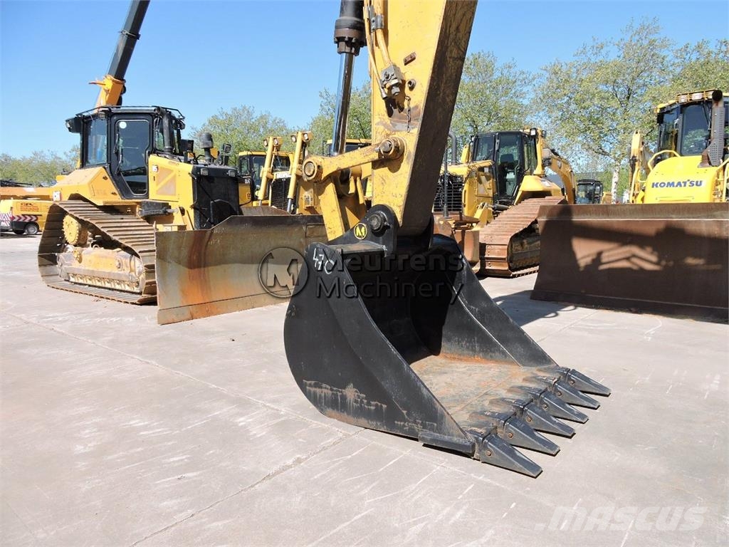 CAT 336D Excavatoare pe șenile