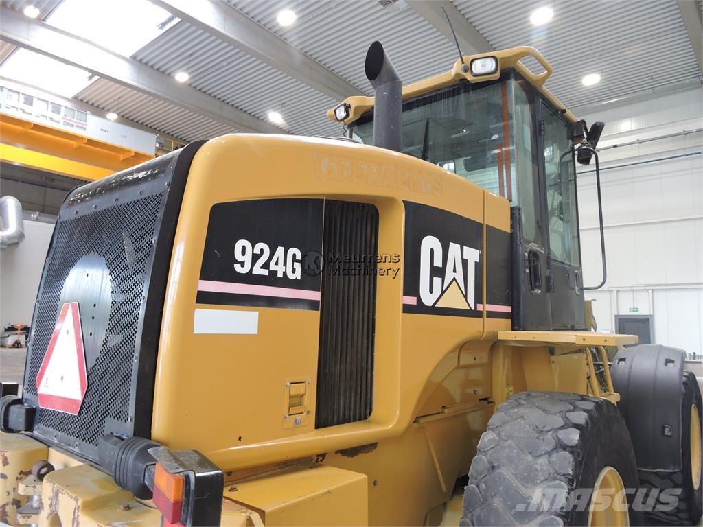 CAT 924G لوادر بعجل