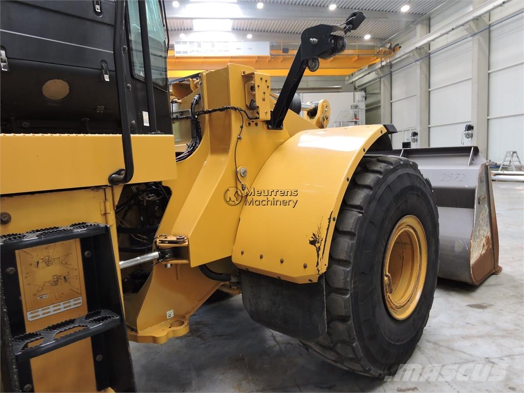 CAT 966M 3rd Function Pale gommate