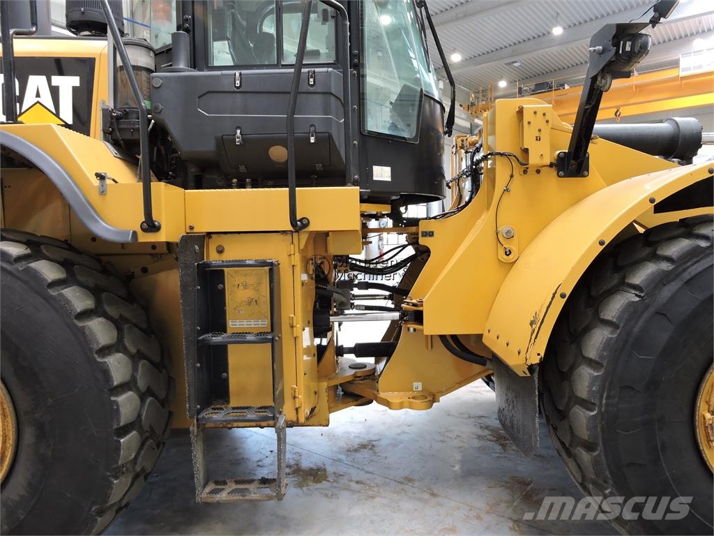 CAT 966M 3rd Function Pale gommate