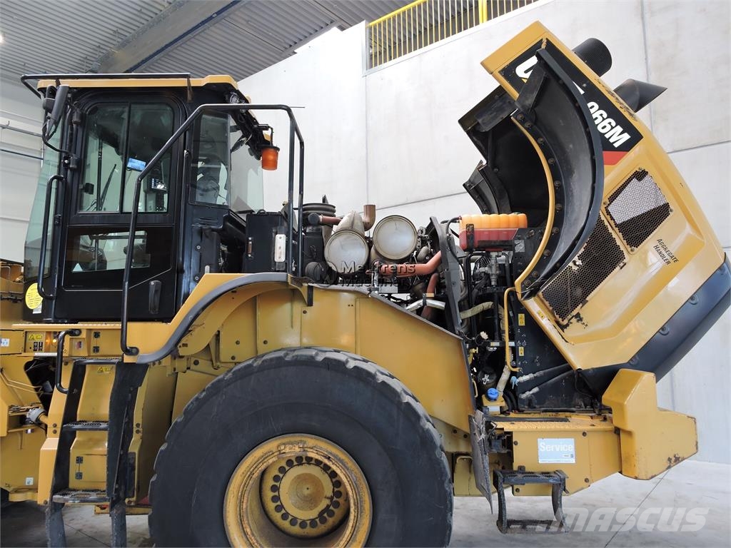 CAT 966M 3rd Function Pale gommate