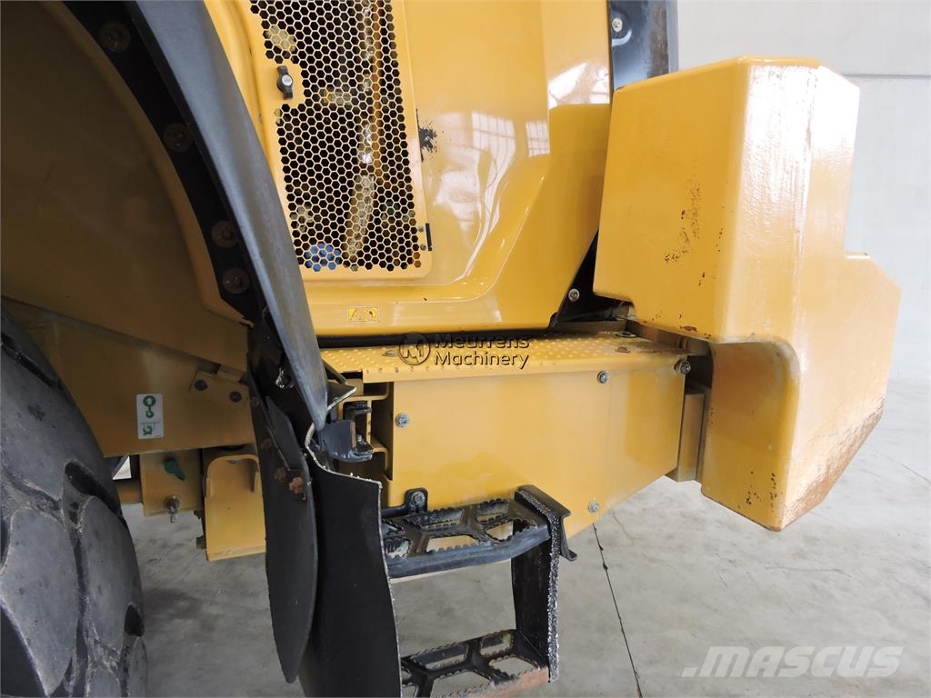 CAT 972M Wielladers